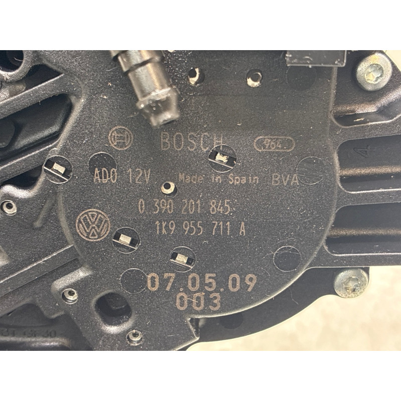 Moteur essuie glace arriere VOLKSWAGEN GOLF 5 Photo n°5
