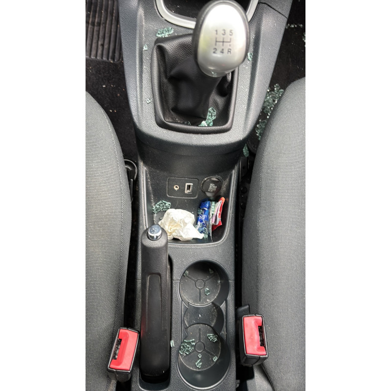 Plage arriere FORD FIESTA 6 Photo n°19