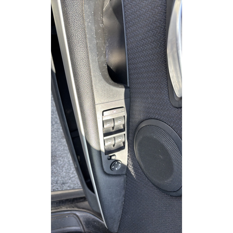Pretensionneur de ceinture avant gauche BMW SERIE 3 E90 Photo n°13