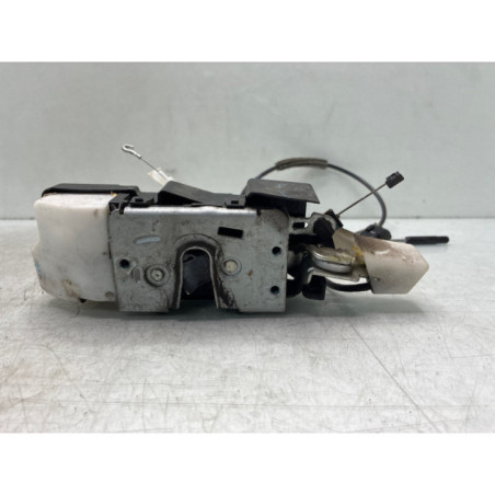 Serrure avant gauche VOLKSWAGEN FOX Photo n°1