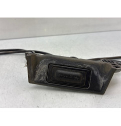 Bouton de coffre OPEL KARL
