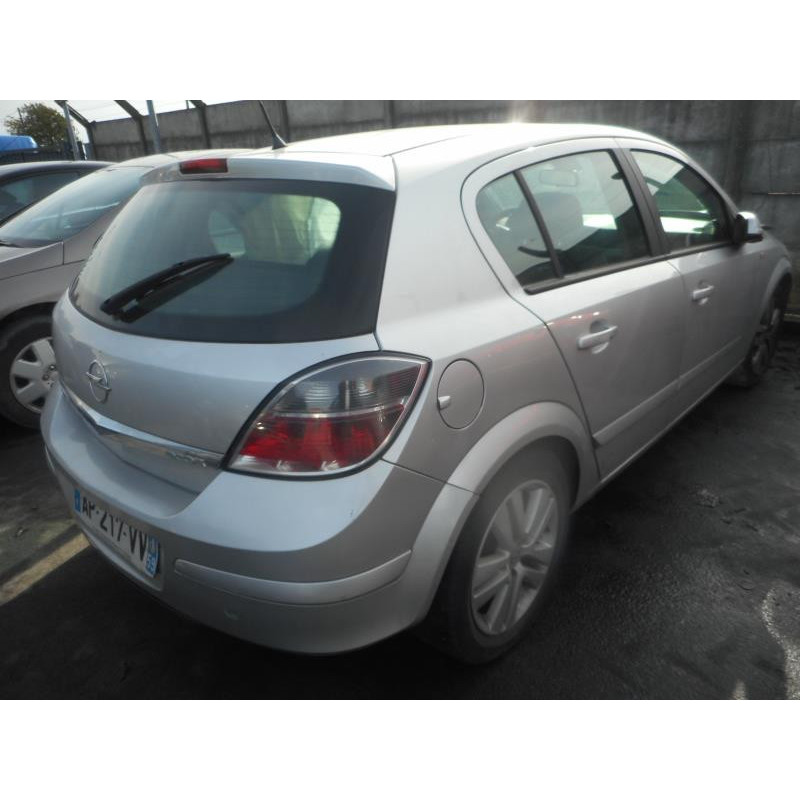 Plage arriere OPEL ASTRA H Photo n°4