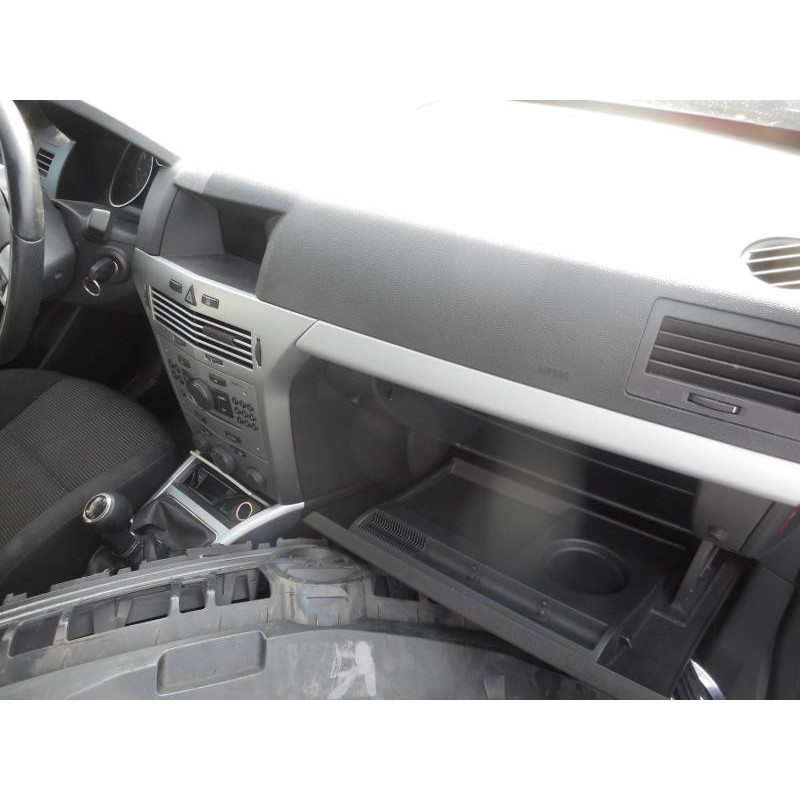 Plage arriere OPEL ASTRA H Photo n°7