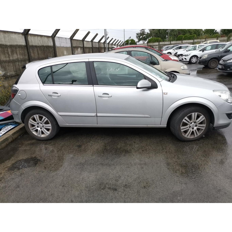 Plage arriere OPEL ASTRA H Photo n°4