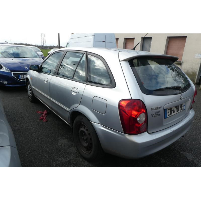 Plage arriere MAZDA 323 6 Photo n°9