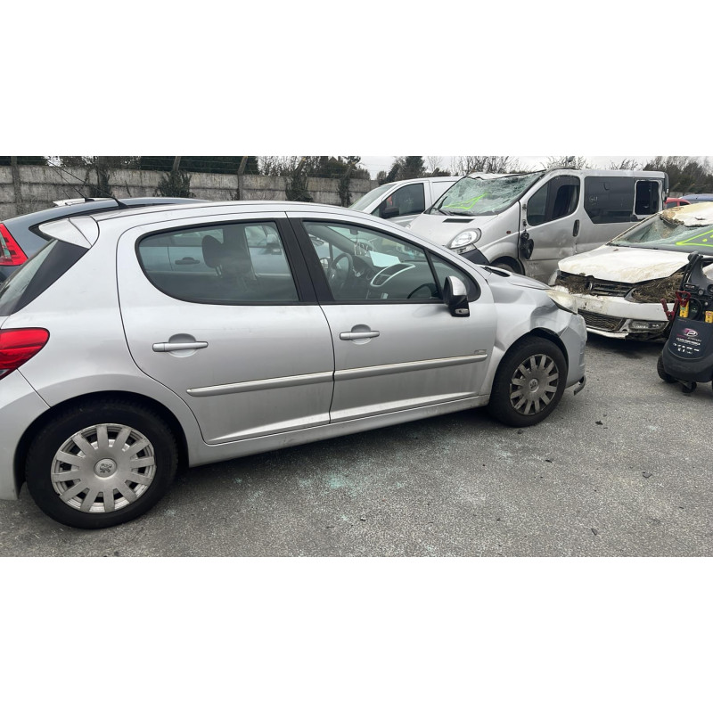 Plage arriere PEUGEOT 207 Photo n°9