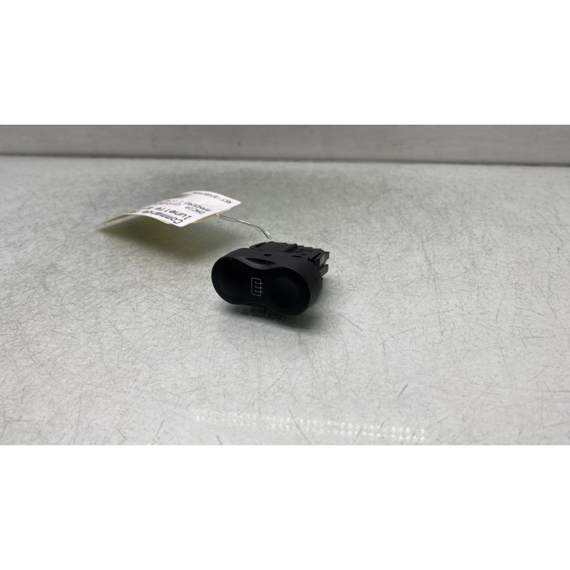 Commande degivrage lunette arriere DACIA SANDERO 1 Photo n°1