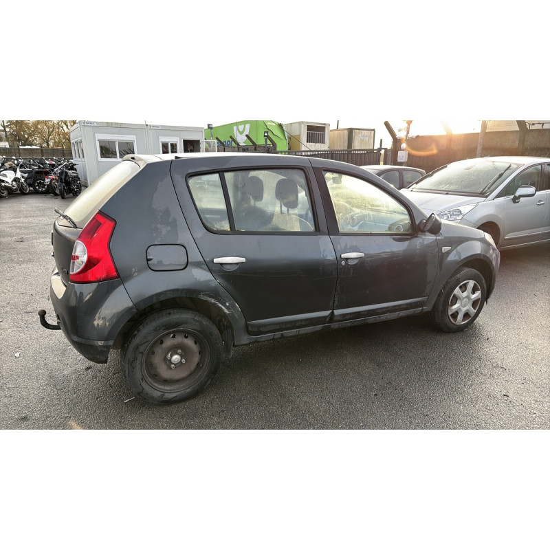 Commande degivrage lunette arriere DACIA SANDERO 1 Photo n°9