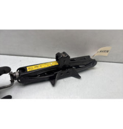 Cric MERCEDES CLASSE A 176