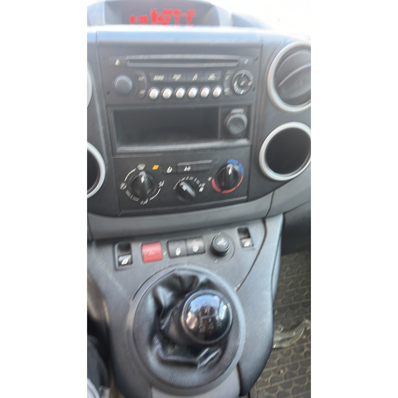 Custode avant gauche (porte) CITROEN BERLINGO 2 Photo n°6