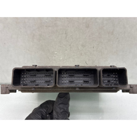 Calculateur moteur NISSAN JUKE 1 Photo n°1