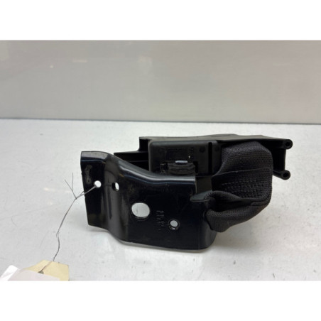Attache ceinture arriere gauche RENAULT CLIO 3 Photo n°1