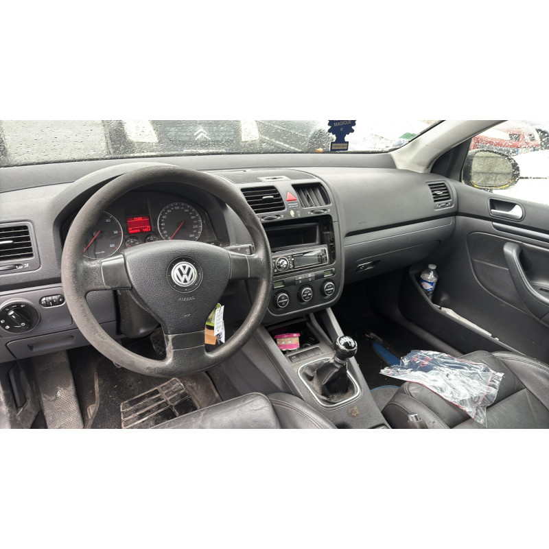 Bouton de coffre VOLKSWAGEN GOLF 5 Photo n°16