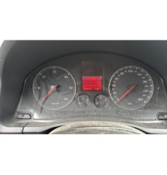 Bouton de coffre VOLKSWAGEN GOLF 5