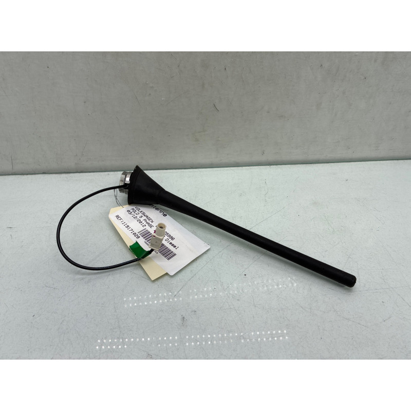 Antenne VOLKSWAGEN POLO 5 Photo n°2