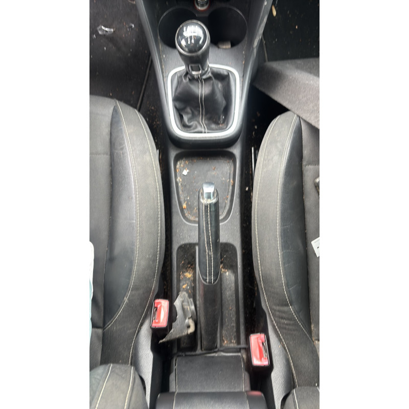 Antenne VOLKSWAGEN POLO 5 Photo n°20