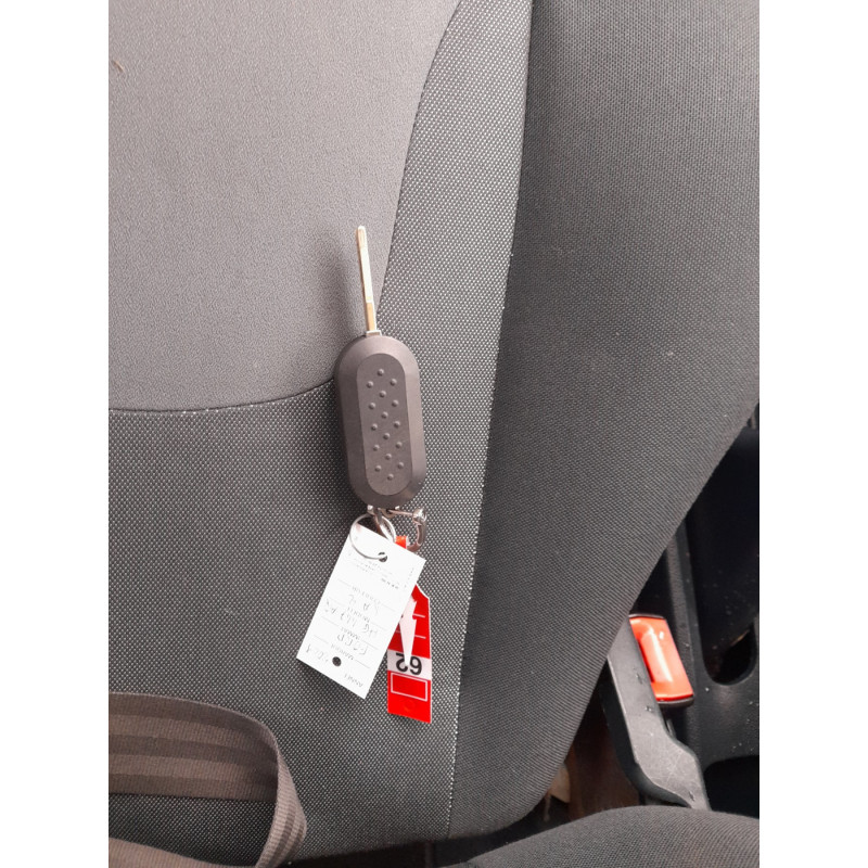 Antenne FORD KA 2 Photo n°14