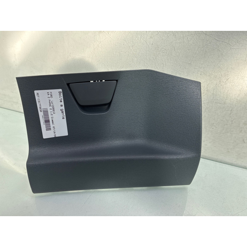 Boite a gants FORD KA 2 Photo n°1
