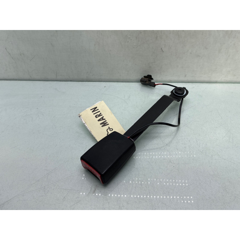 Attache ceinture avant gauche RENAULT MODUS Photo n°1
