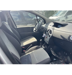 Attache ceinture avant gauche RENAULT MODUS