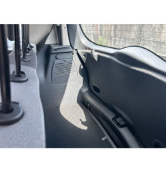Attache ceinture avant droit RENAULT MODUS