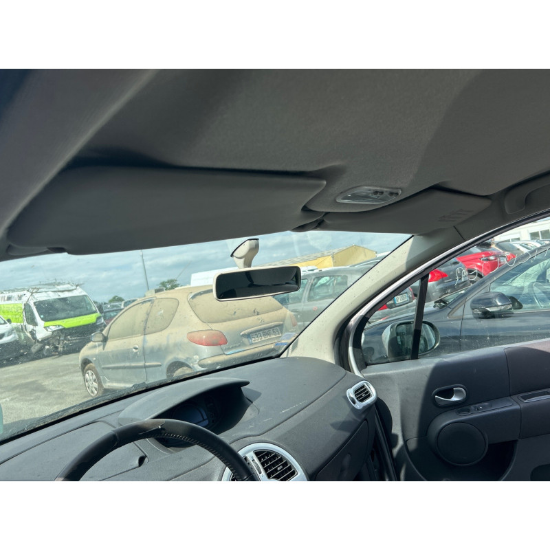 Attache ceinture avant droit RENAULT MODUS Photo n°13