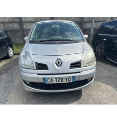 Attache ceinture avant droit RENAULT MODUS