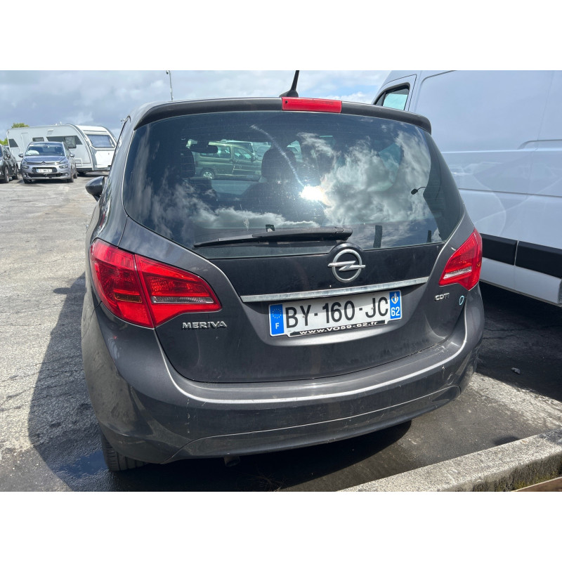 Lunette arriere OPEL MERIVA B Photo n°6