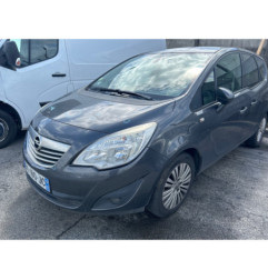 Lunette arriere OPEL MERIVA B