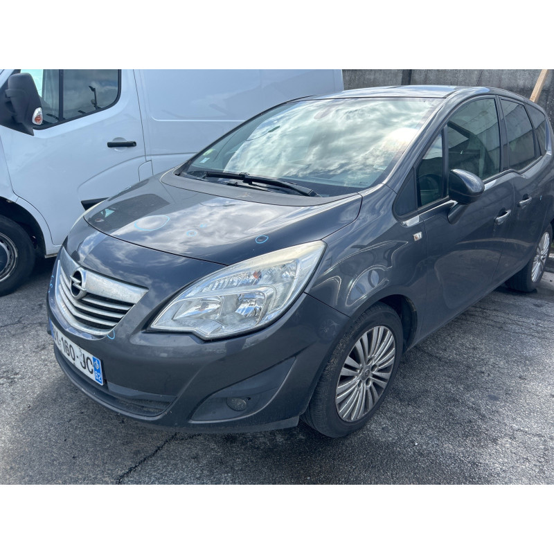 Lunette arriere OPEL MERIVA B Photo n°10