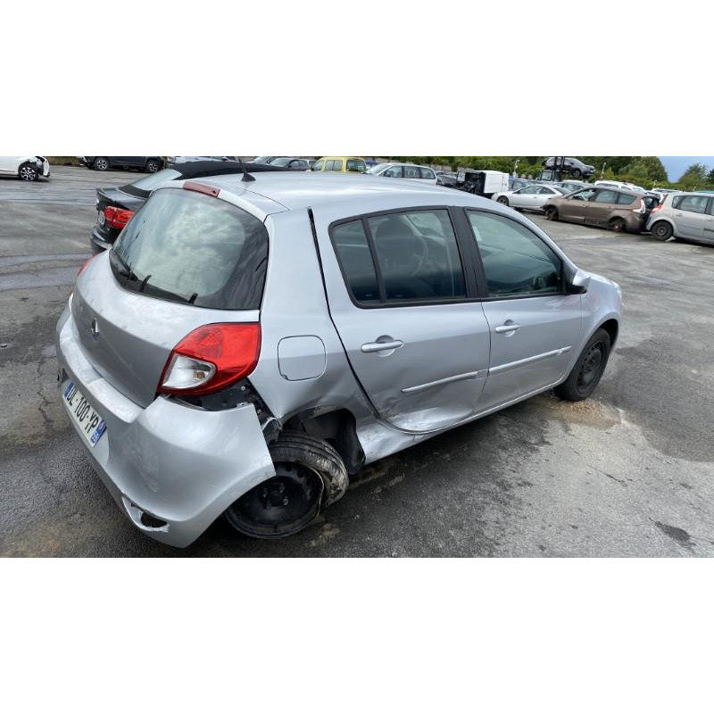 Plage arriere RENAULT CLIO 3 Photo n°4