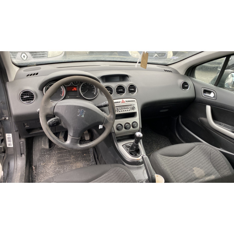 Plage arriere PEUGEOT 308 1 SW Photo n°7