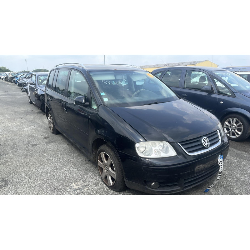Plage arriere VOLKSWAGEN TOURAN 1 Photo n°2