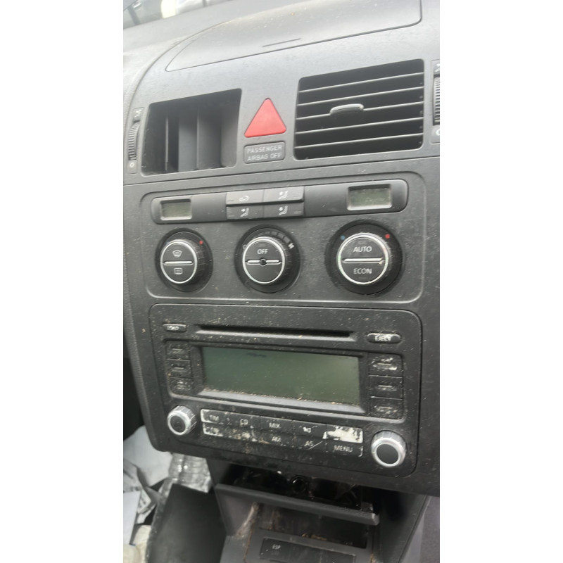 Plage arriere VOLKSWAGEN TOURAN 1 Photo n°6