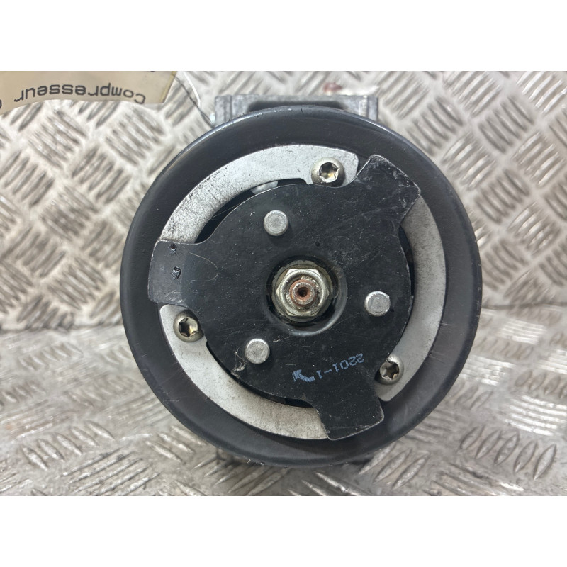 Compresseur clim AUDI A3 2 Photo n°4