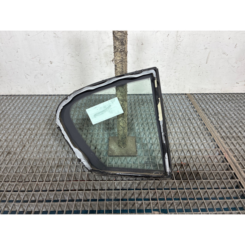 Custode arriere gauche (porte) BMW SERIE 1 E87 Photo n°3