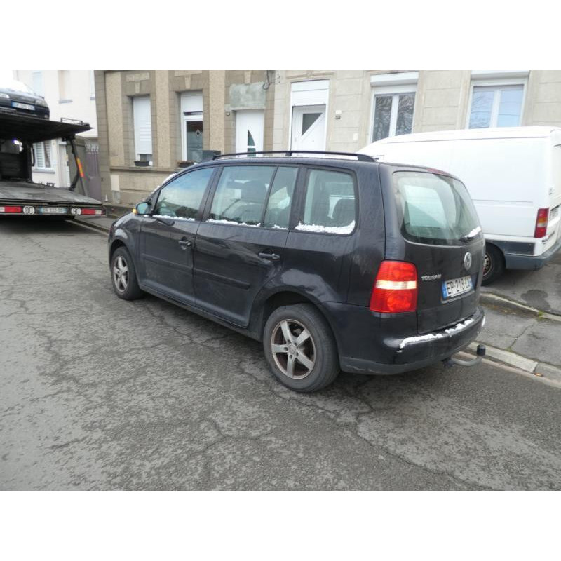 Plage arriere VOLKSWAGEN TOURAN 1 Photo n°5