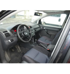 Plage arriere VOLKSWAGEN TOURAN 1