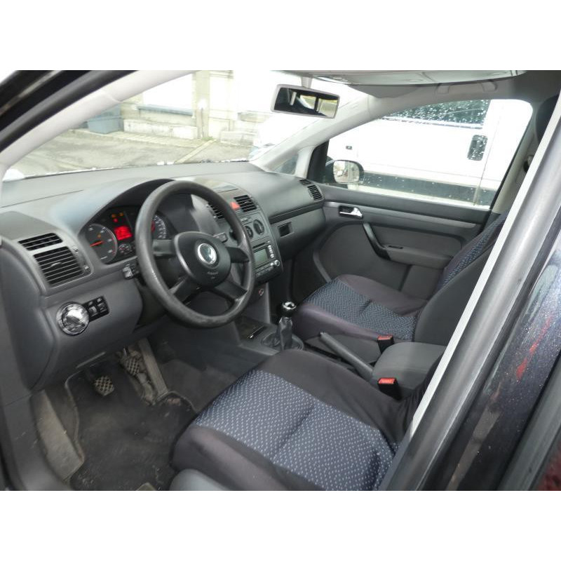 Plage arriere VOLKSWAGEN TOURAN 1 Photo n°7