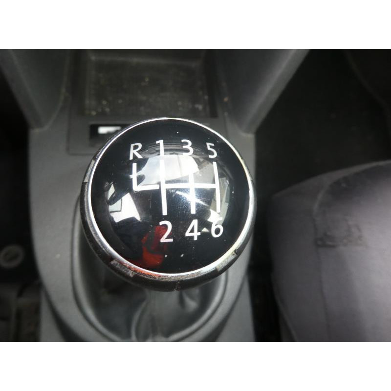 Plage arriere VOLKSWAGEN TOURAN 1 Photo n°8