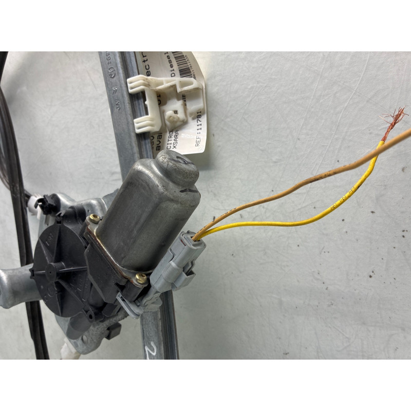 Leve vitre electrique avant droit CITROEN XSARA Photo n°1