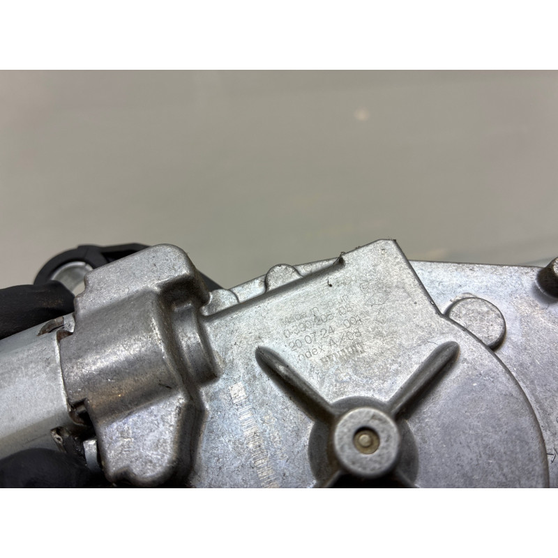 Moteur essuie glace arriere RENAULT TWINGO 3 Photo n°4