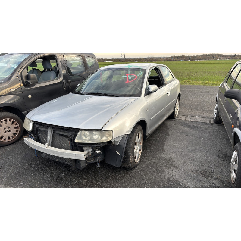 Vitre avant droit AUDI A3 1 Photo n°4