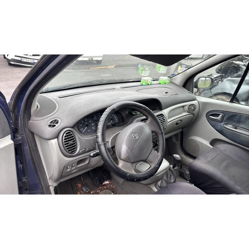 Trappe d'essence RENAULT SCENIC 1 Photo n°16