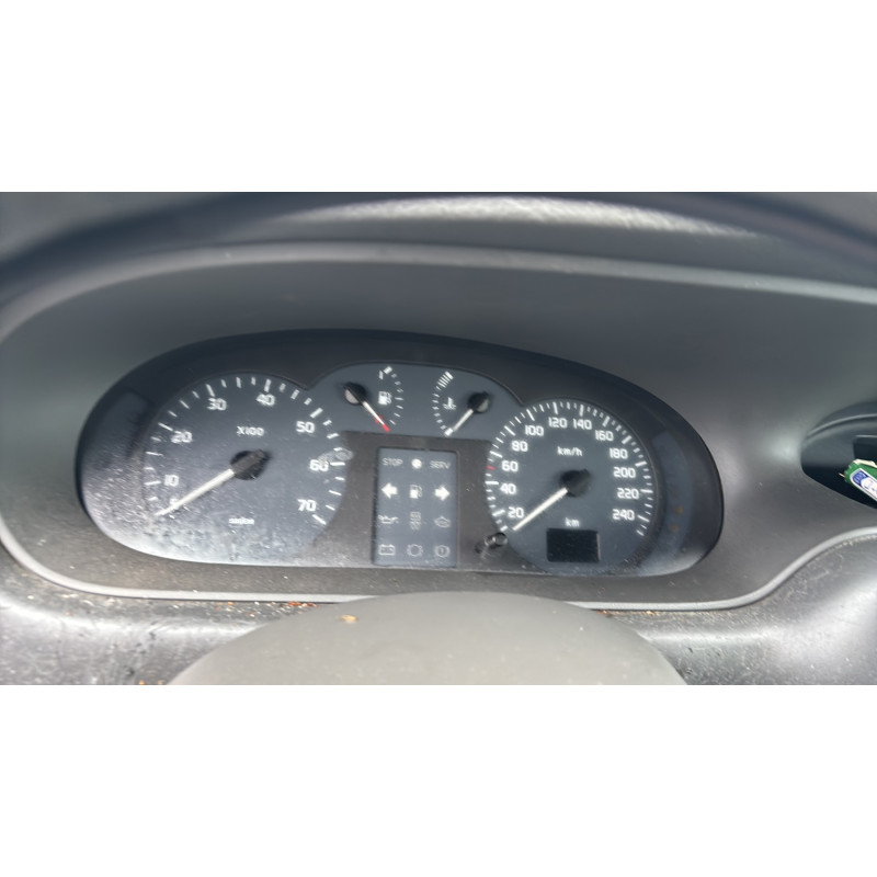 Trappe d'essence RENAULT SCENIC 1 Photo n°20