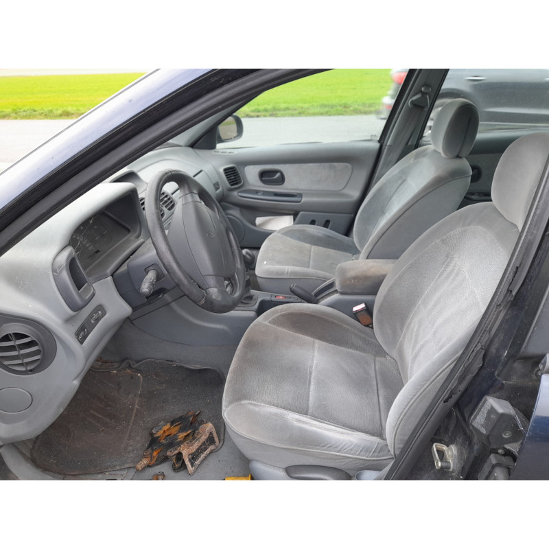 Neiman RENAULT LAGUNA 1 Photo n°10