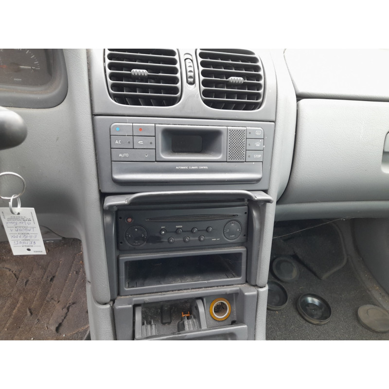 Neiman RENAULT LAGUNA 1 Photo n°12