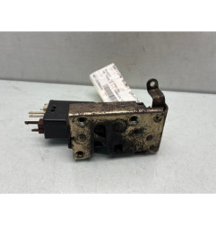 Serrure avant gauche PEUGEOT 106