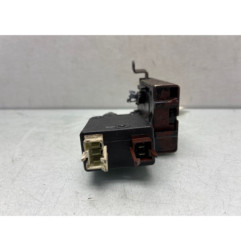 Serrure avant gauche PEUGEOT 106