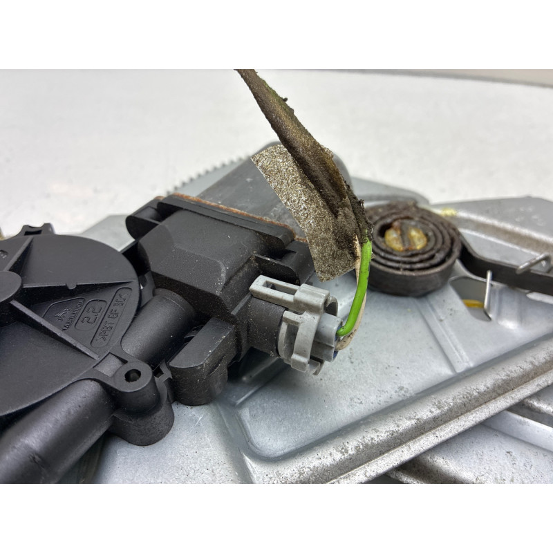 Leve vitre electrique avant gauche RENAULT TWINGO 1 Photo n°3